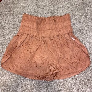 Free people Movement Shorts Size S Salmon color